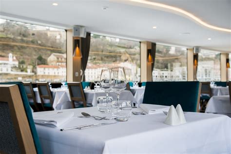 restaurant croisiere lyonnais.